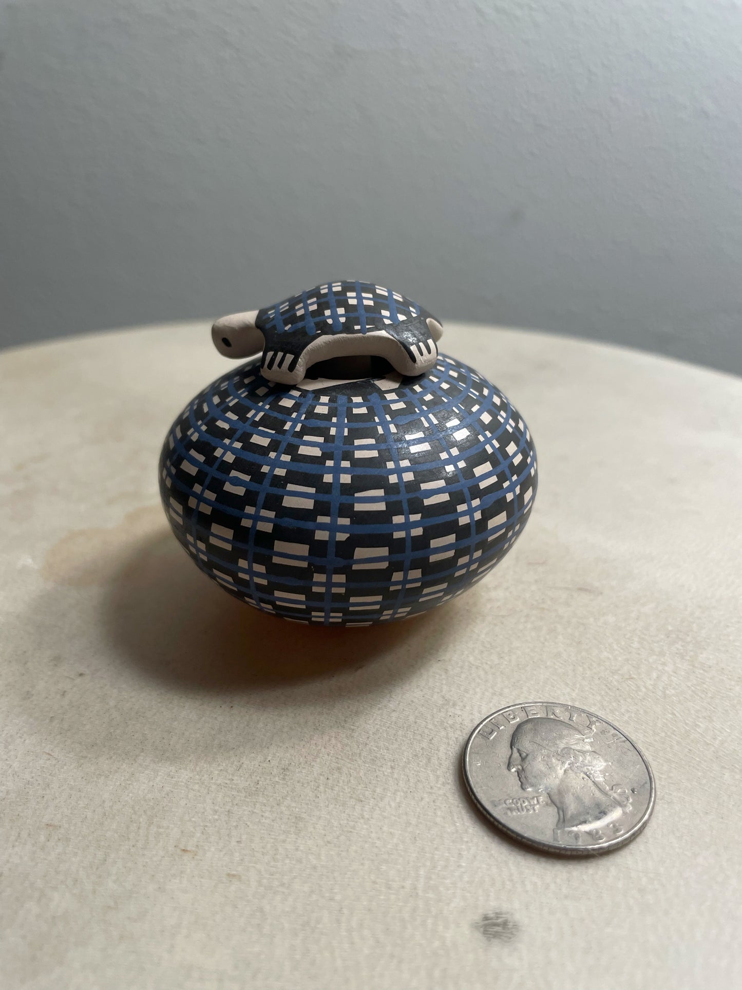Turtle Pot with Turtle Lid -Mata Ortiz